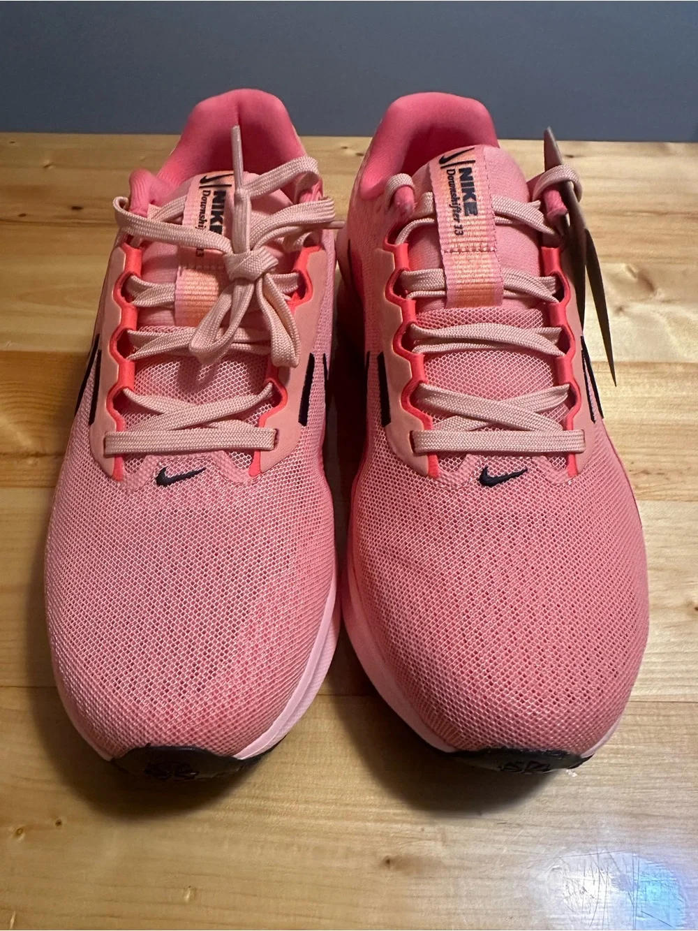 Nike Women’s Coral Pink Athletic Running Shoes